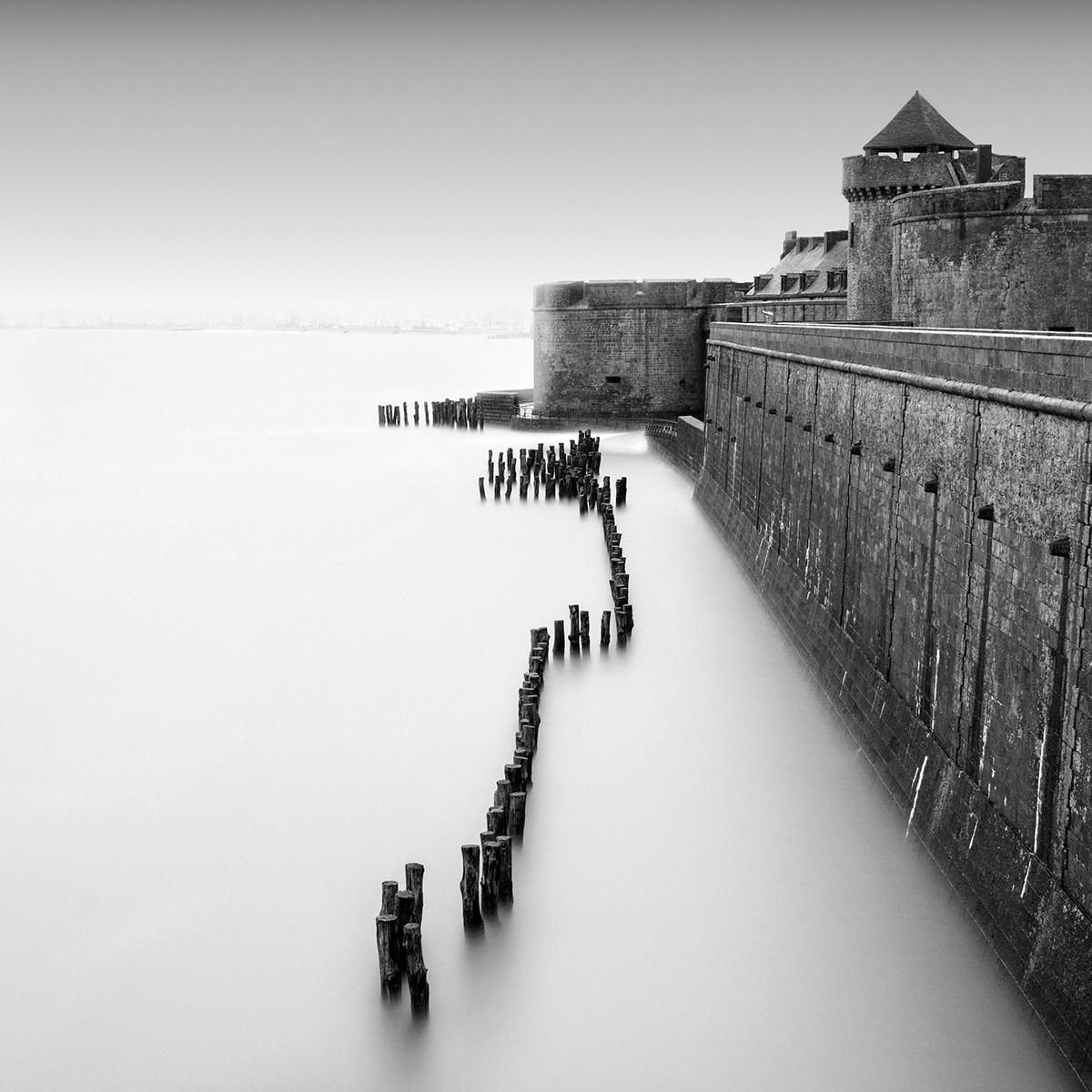 black and white fine art monochrome long exposure seascapes mood