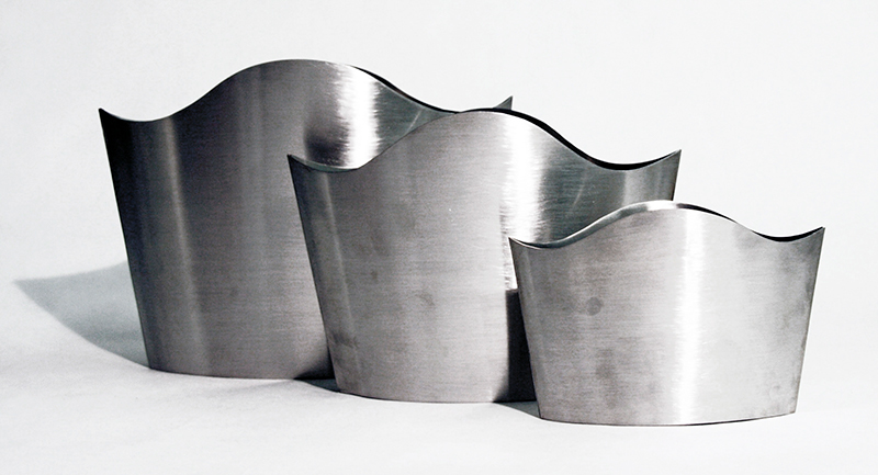 bowls stainless steel material Lapland bending Alvar Aalto´s architecture inspiration finland corporate gift