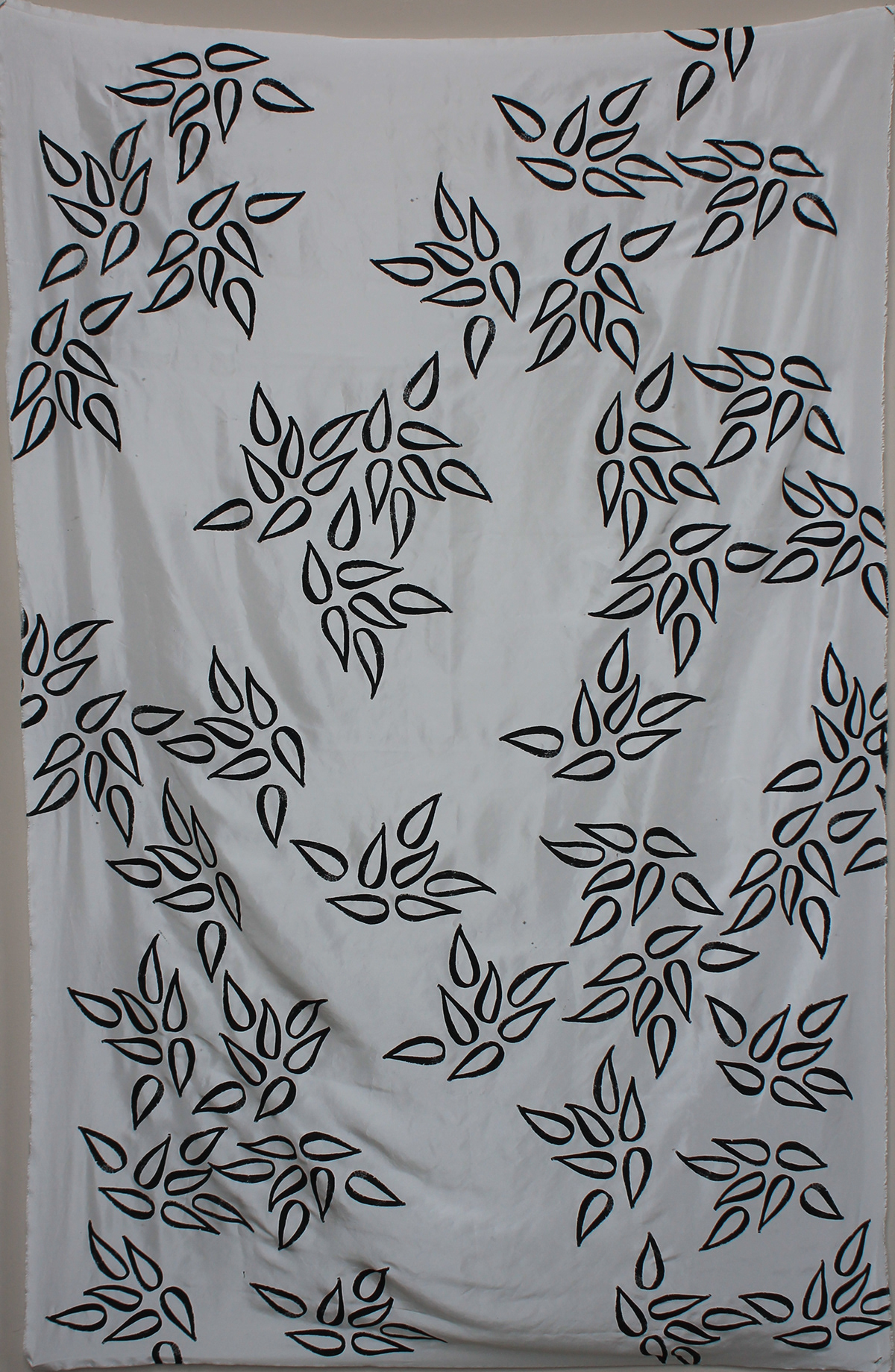 textile textiledesign interiors blackandwhite greyscale floral leaf leaves pattern leafpattern SILK cotton surfacedesign surfacetextiles