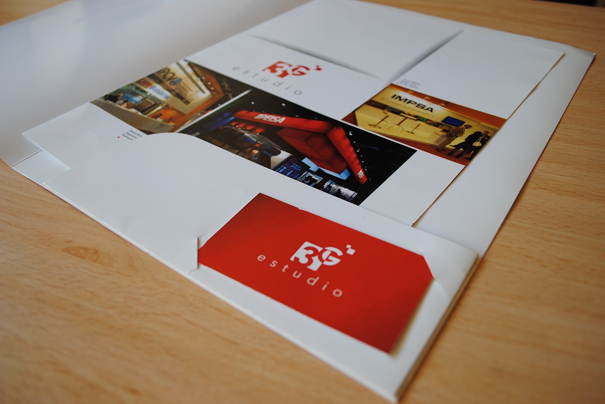 studio logo estudio 3G Carpeta tarjeta Papeleria corporativa institucional diptico corporate folder card folleto brochure
