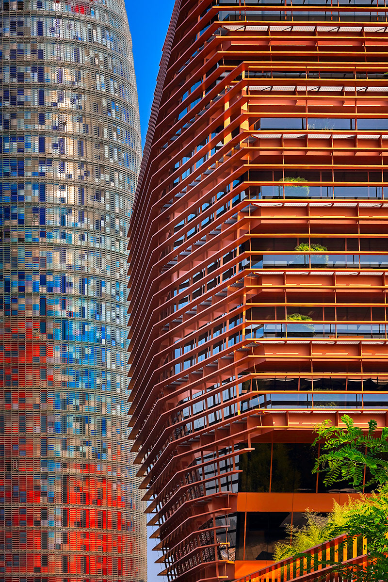 barcelona  22@ CMT architectural photography Batlle i Roig curtain wall orange
