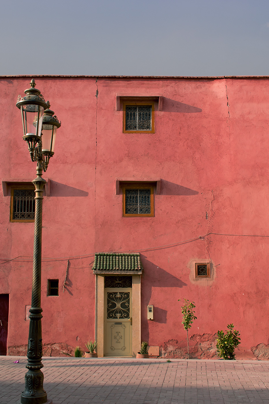 minimal street photography People Photography colorful simplicity afternoon pink fine art art photography atmospheric