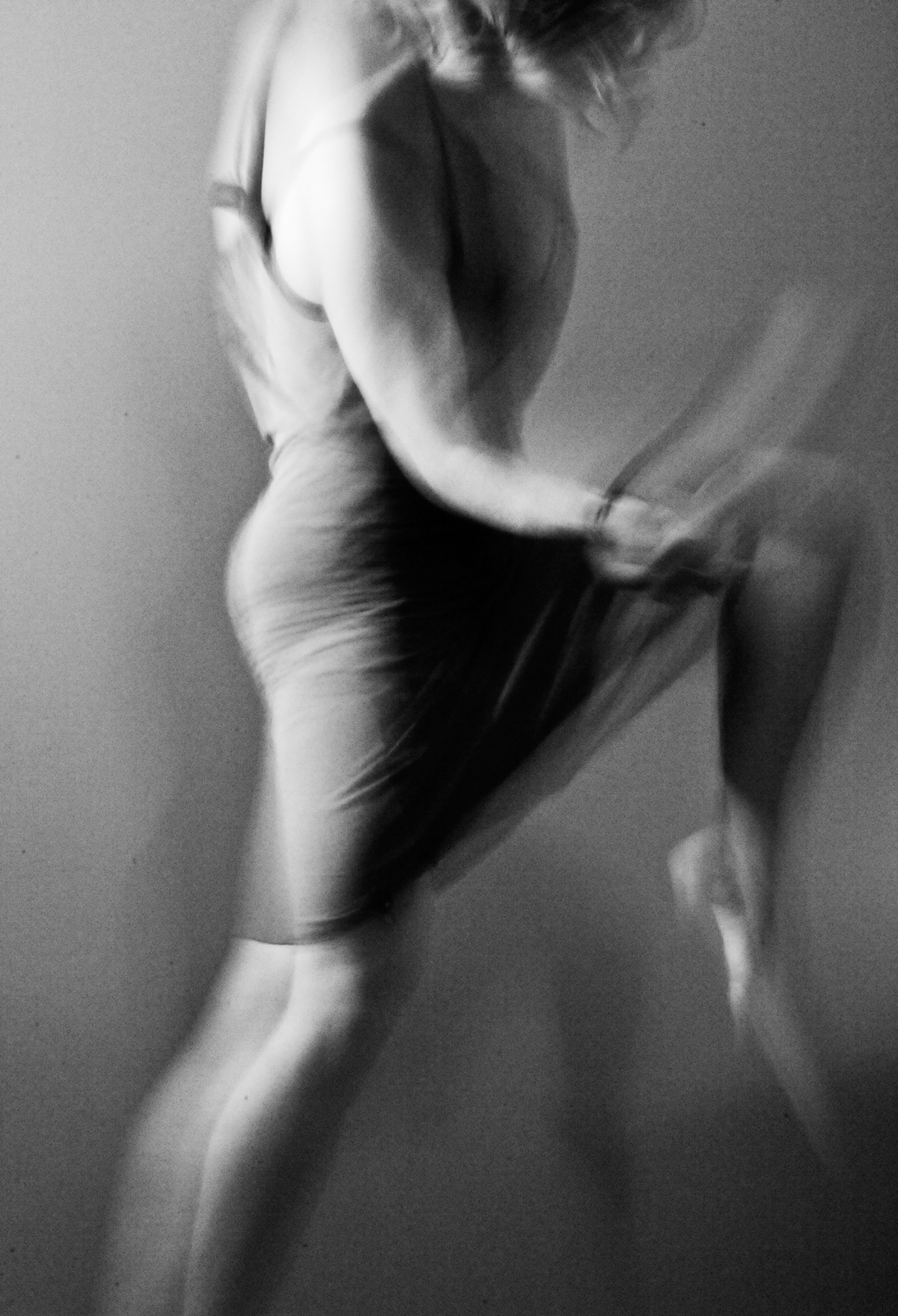 ODC Dance Vivian Aragon Ildiko Alyce Finwall modern dance ballet contemporary ballet blur out of focus tainted love San Franciso Rebecca Walden