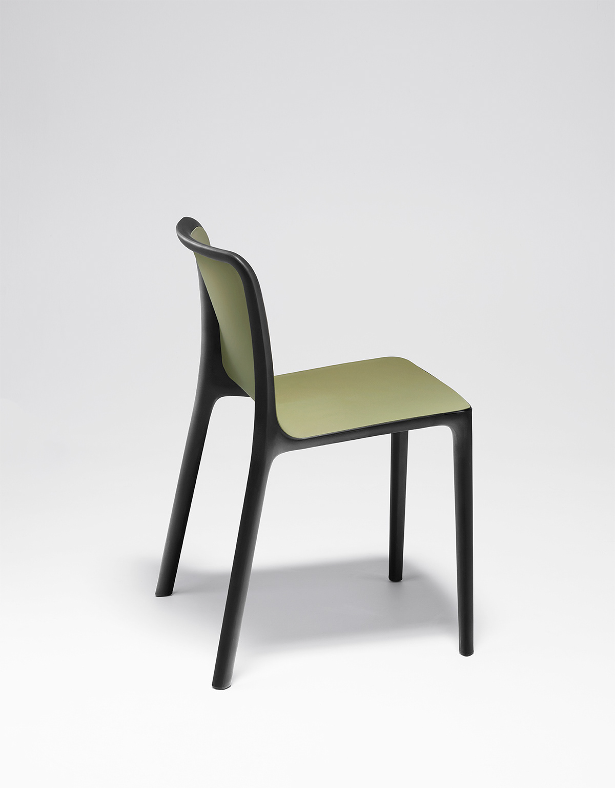 Ramos Bassols Bika chiar FORMA5 contract chair plastic chair stackable chair contemporary furniture furniture design 