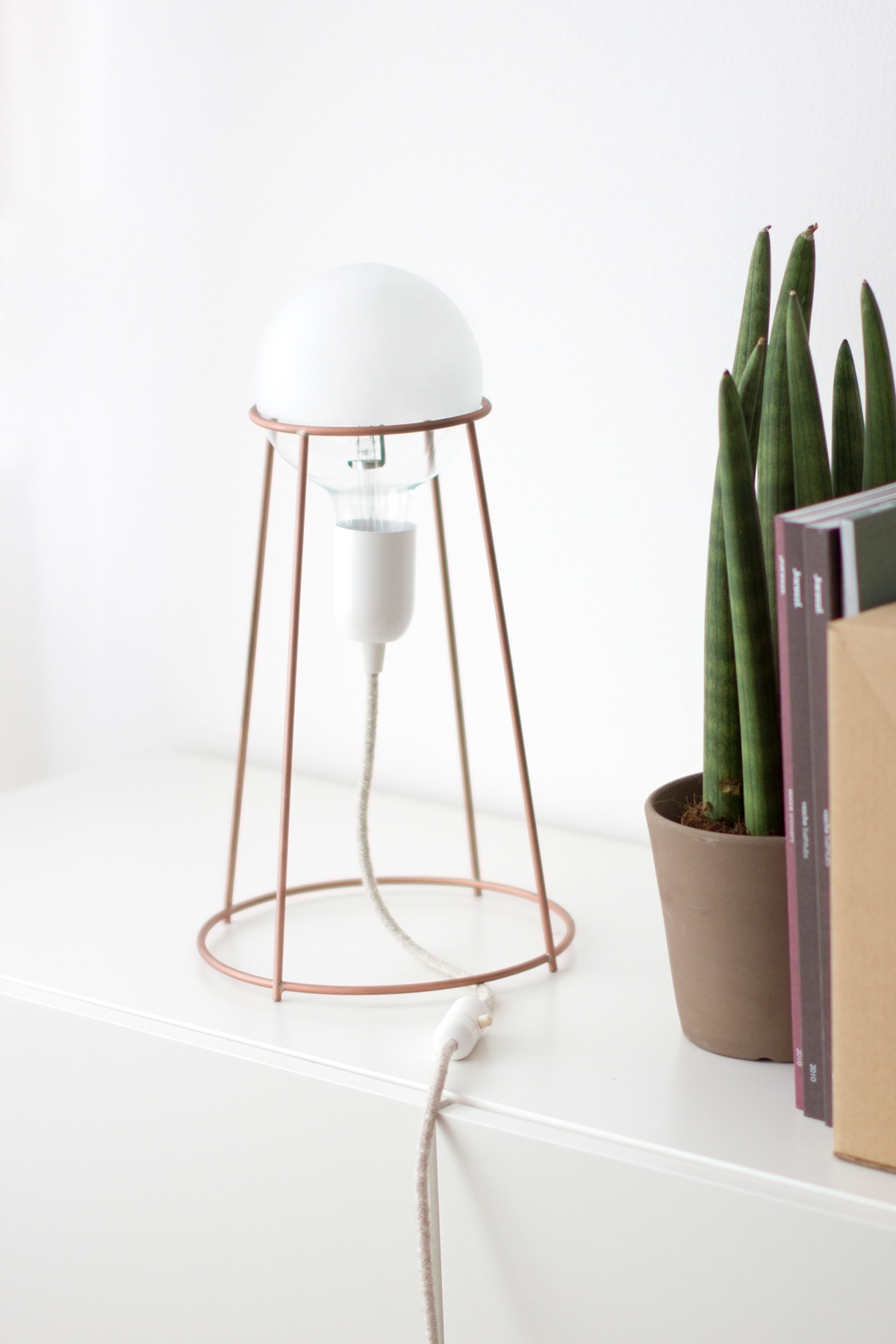 light copper simple simplicity wire agraffè muselet modern minimal essential light design lighting