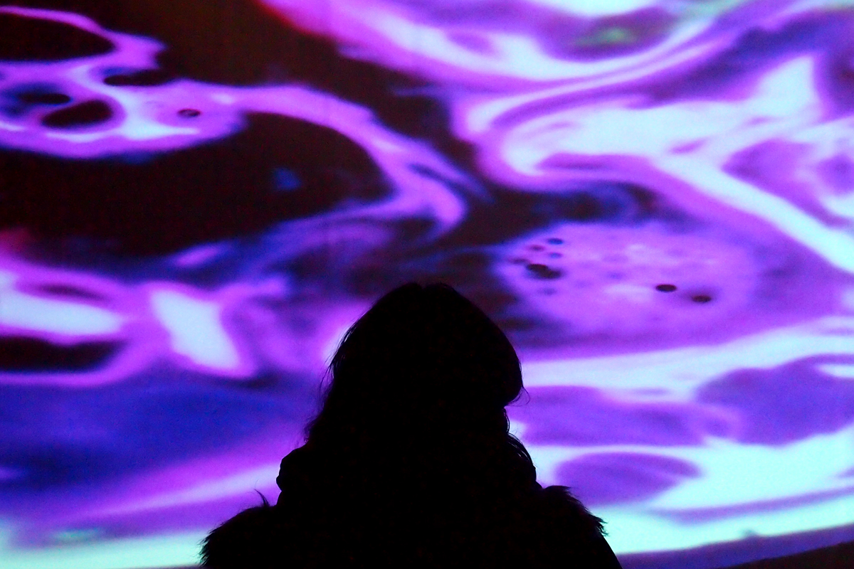 Aurore Boréale Mapping projection Experience chimie élémentaire Nuit Blanche Montreal UQAM design d'événements