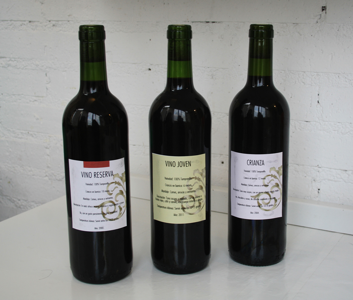 vino  wine  Packaging