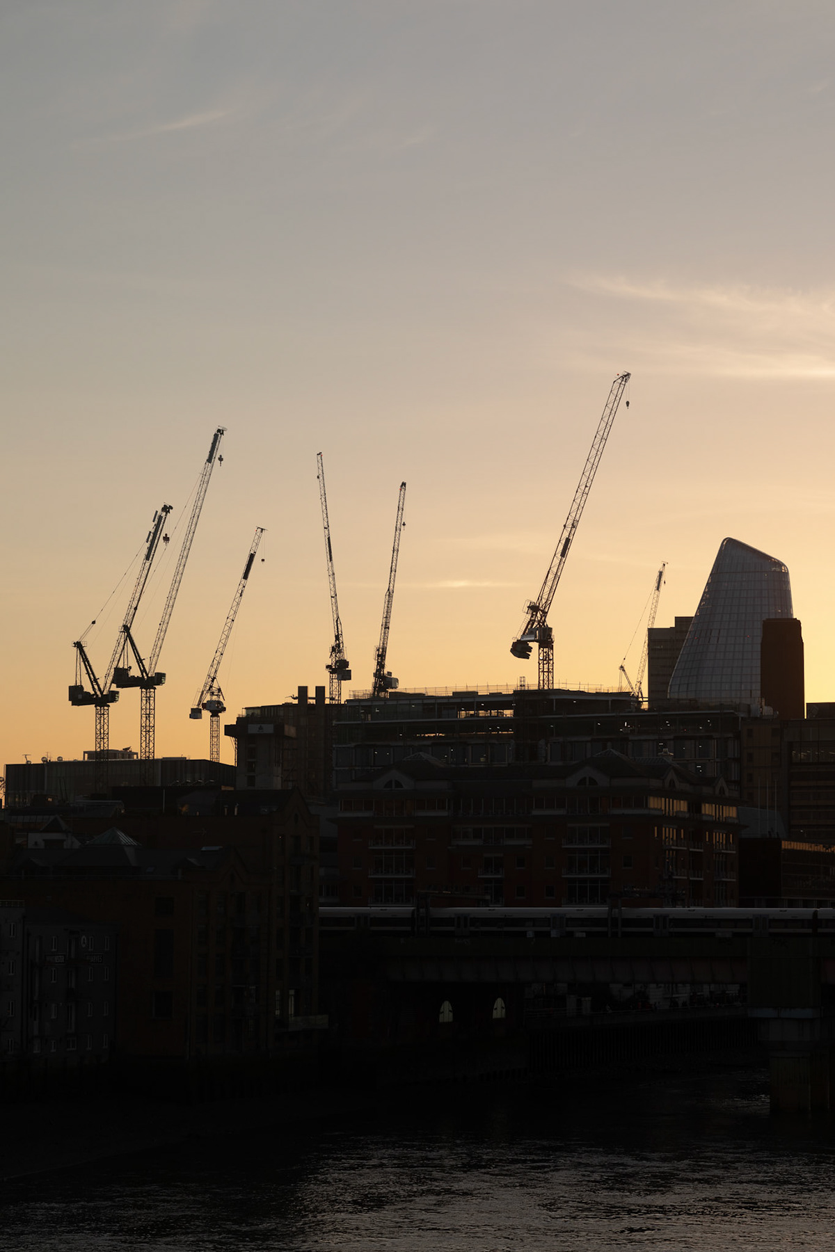 architecture light London london skyline Photography  Shane Aurousseau Sunrise sunset thames river travel photography
