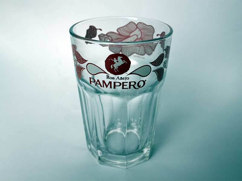 glass Pampero magnetica contest Rum award