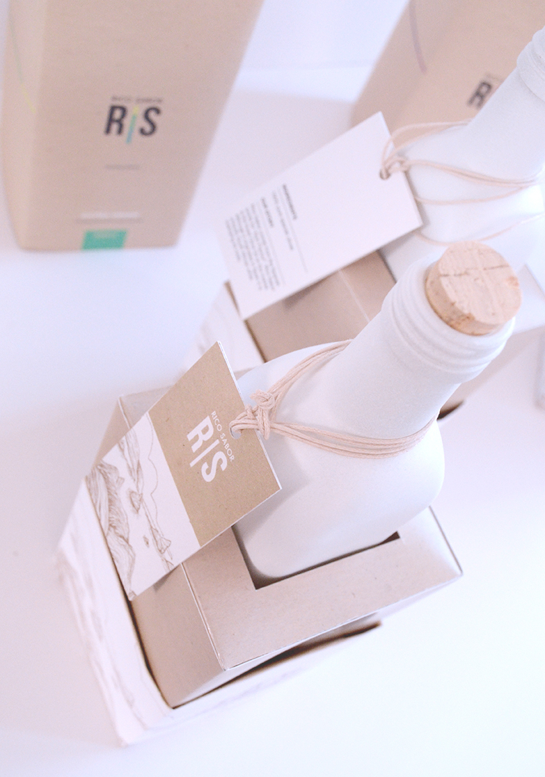 Olive Oil spanish line art contemporary sleek minimalist packaging design aesthetic package logo colour modern
