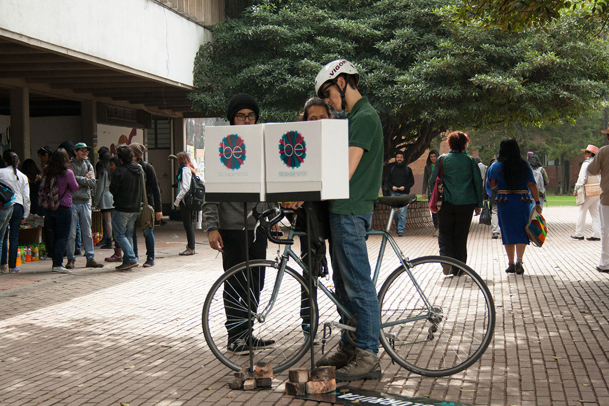 diseño de experiencia urbanismo táctico agência cultural cultura ciudadana diseño activista bicicleta Bicycle Bike experience design design activism