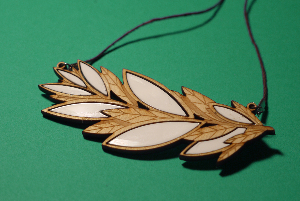 necklaces jewlery laser cut wood Nature leaves Flowers