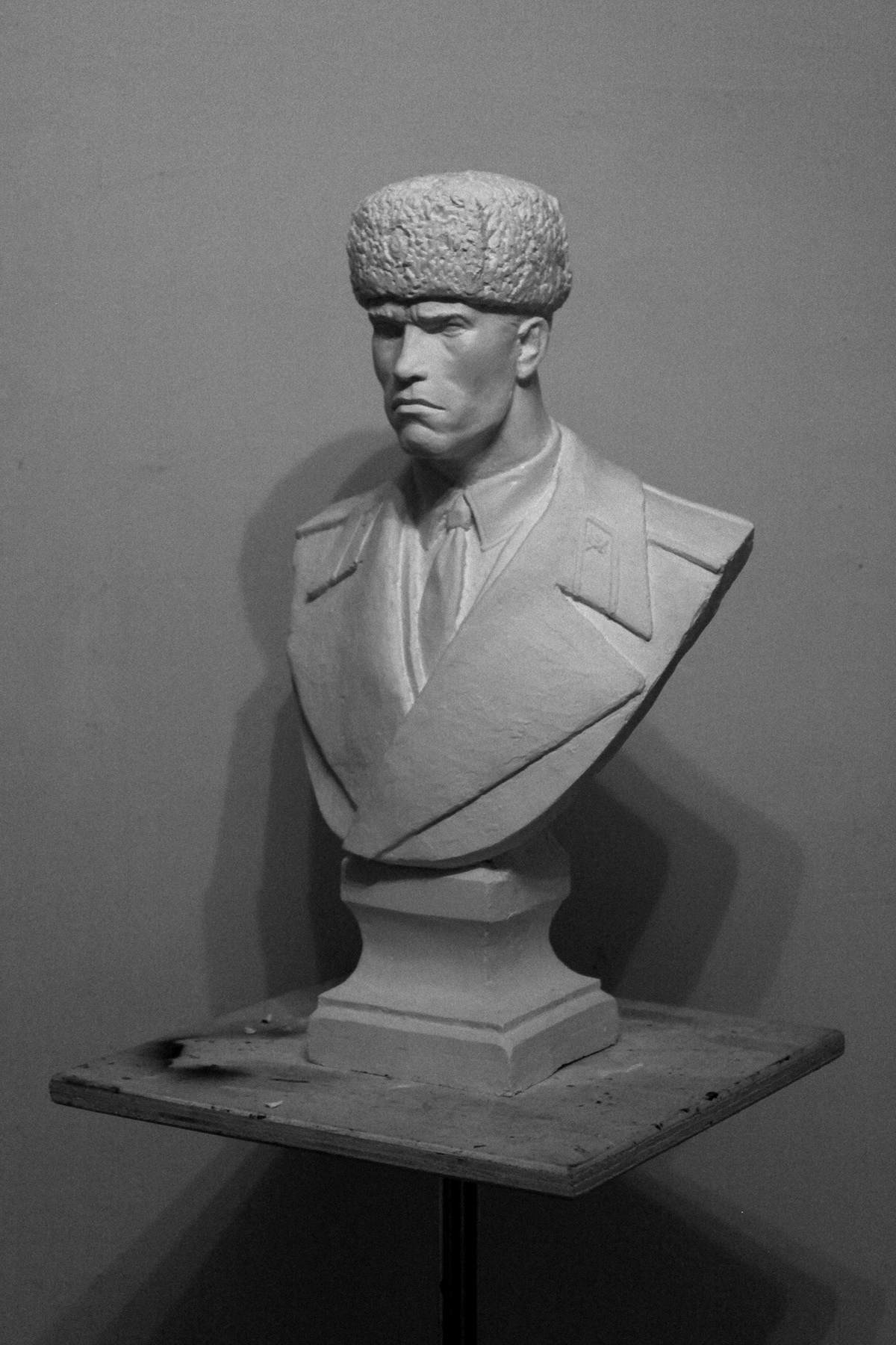 schwarzenegger red heat movie arnold Arnold Schwarzenegger sculpture portrait bust Ivan Danko Movie Hero action movie