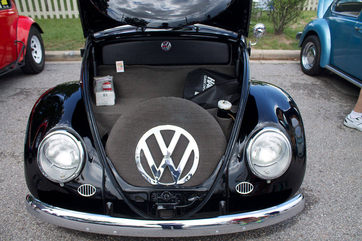 volkswagen festival houston Texans bugs beetles Old School Cars black and white headlights Rims trunk Truck car car club