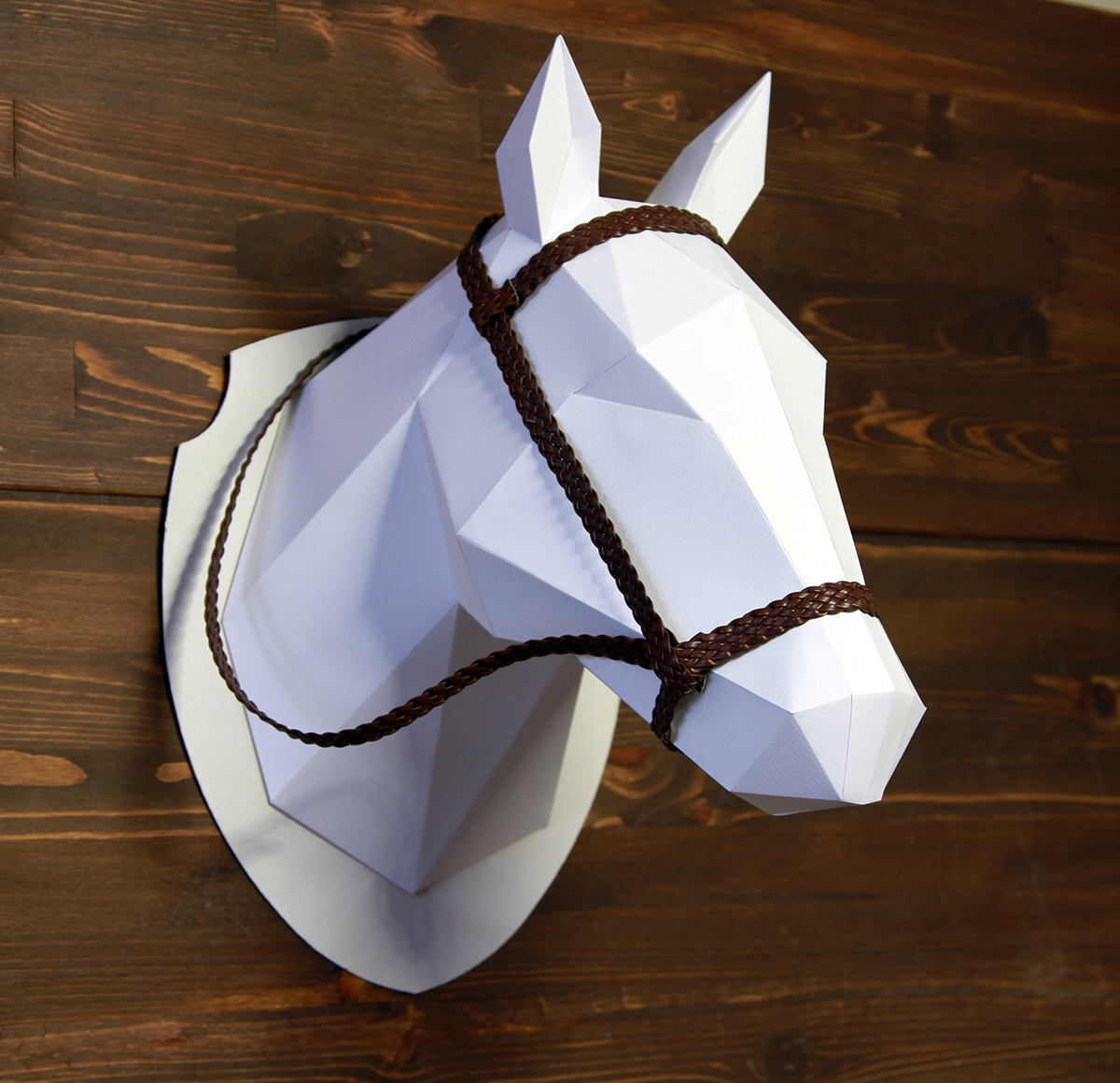 paper horse poly polygonal sculpture gift лошадь конь бумага полигональный гранёный hand-made papercraft DIY trophy