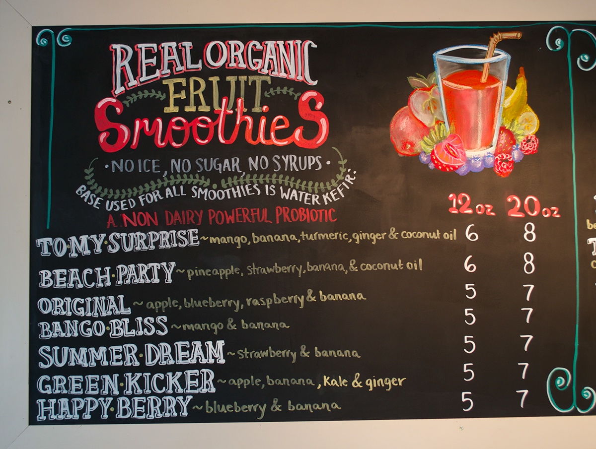 menu board chalk Layout Promotion social media word of mouth illustrated type HAND LETTERING smoothies organic
