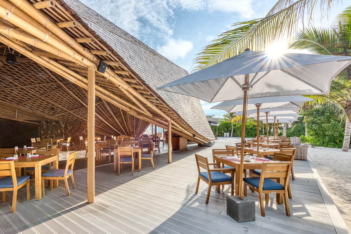 Maldives resort architecture CGI visualization movenpick podwojewski rendering
