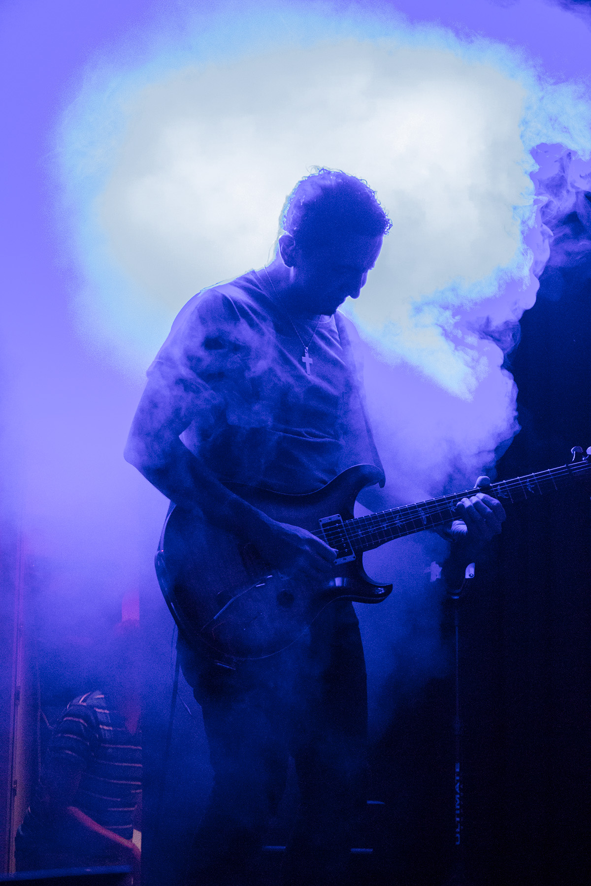 Saddleback blue AZUL Guitarra Show humo musica