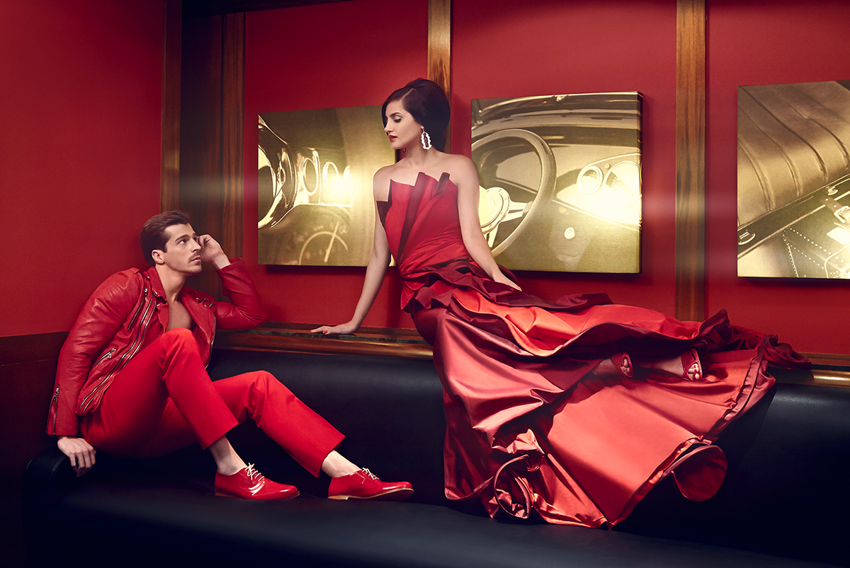 Adobe Portfolio red dress BLONDIE brunette hotel sex date menage Candy jewelry strawberry