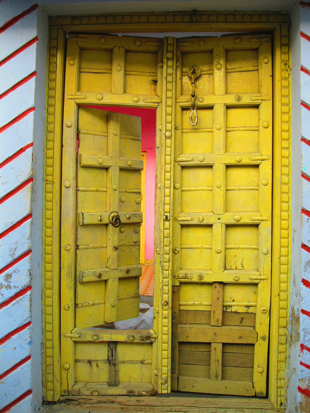 door Street India coloured doors intricate doors traditional