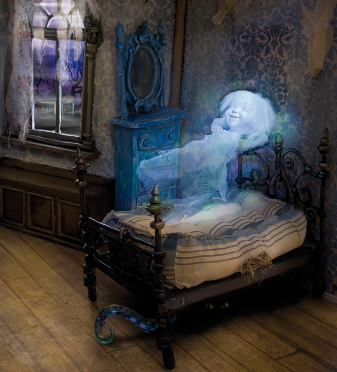 photoillustration sculptural illustration dimensional illustration gothic ghost textural childrens book Picture book Christopher Cheng haunted house Halloween Sounds Spooky