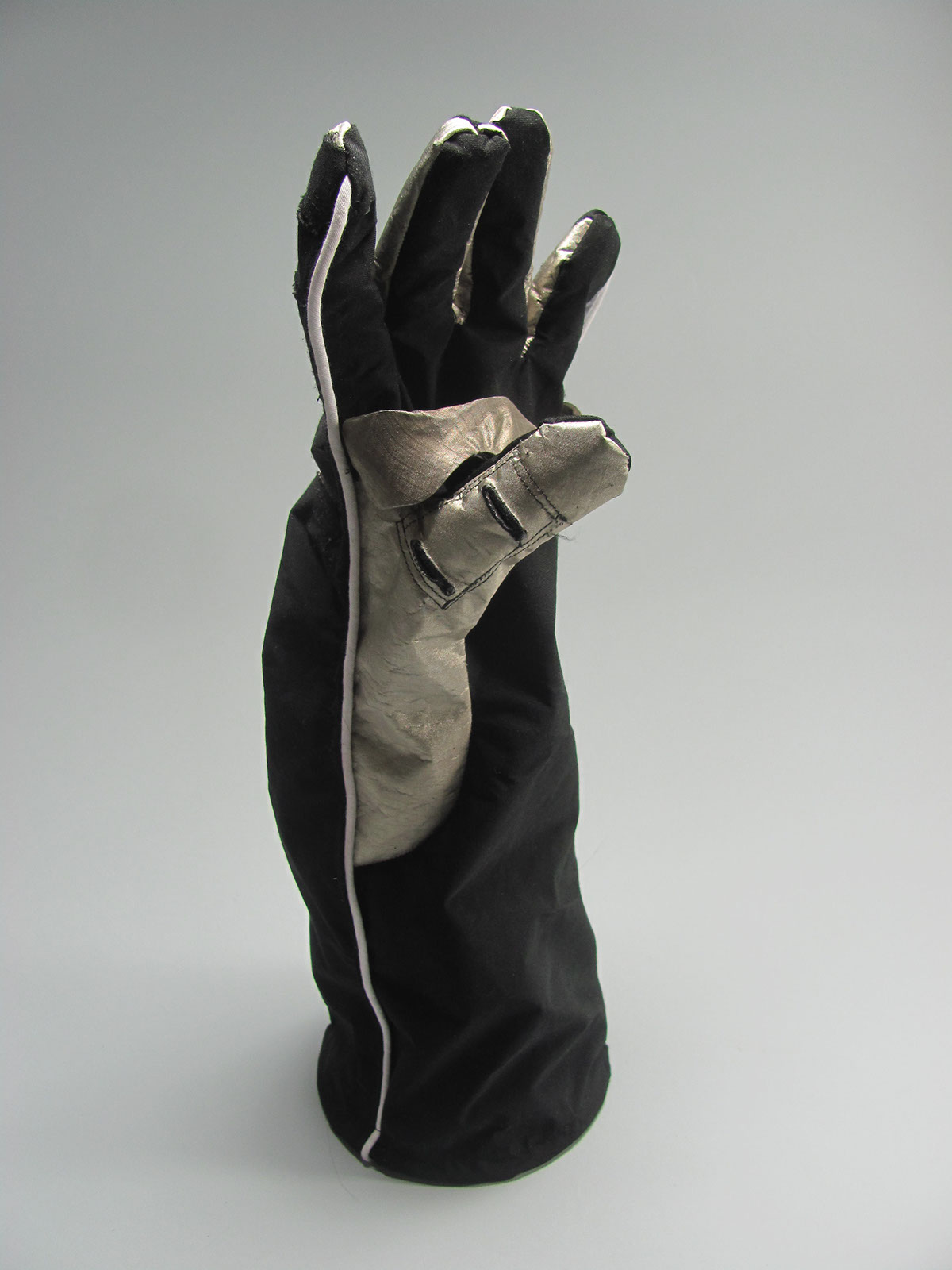Space  Glove  nasa  RISD  michael  Lye astronaut Carbon Fiber