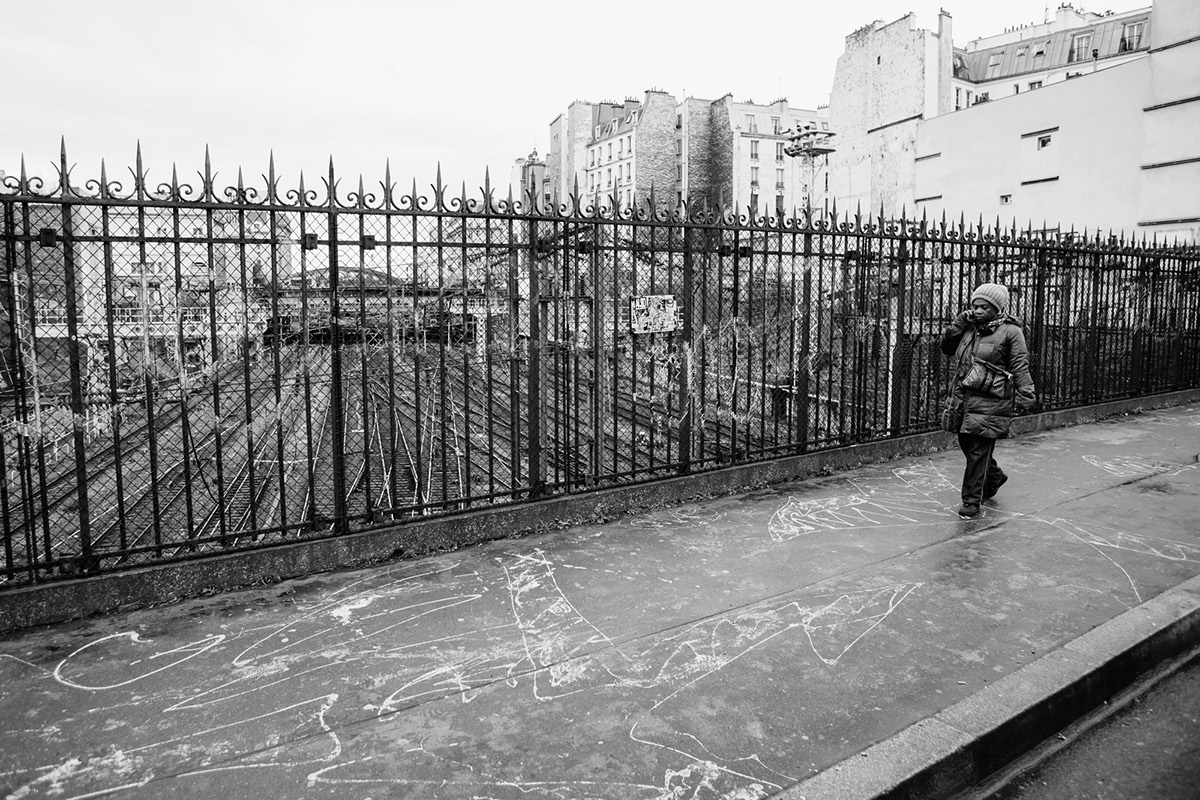 Paris street photography street photos black and white people