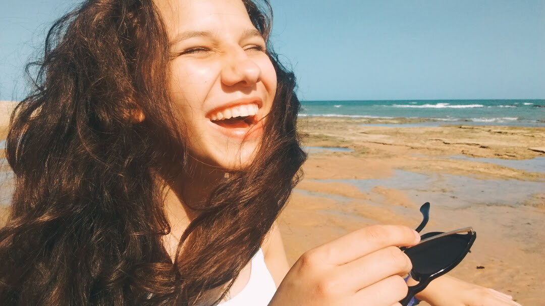Fotografia sorrisos sorriso praia espontaneo risos alegria