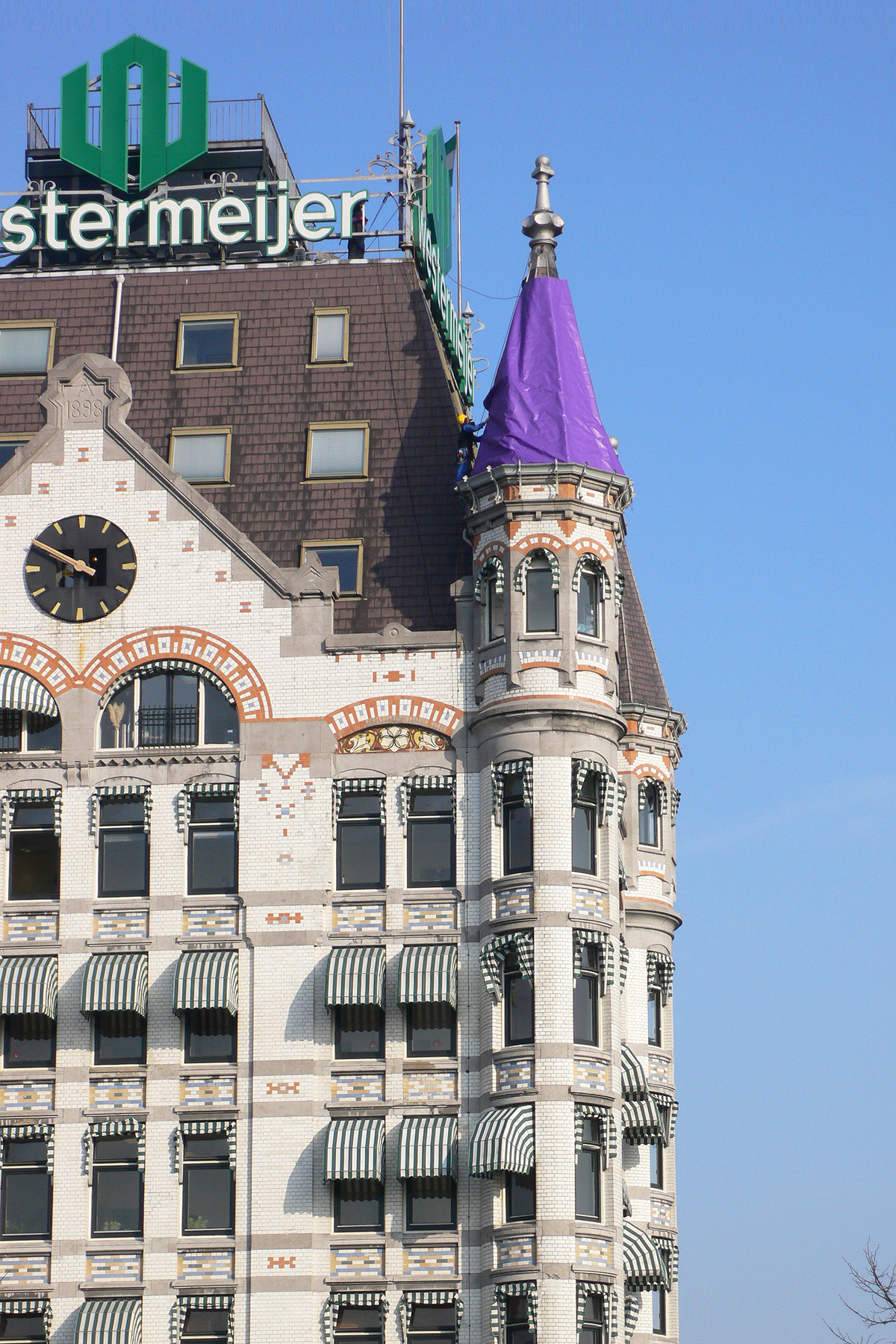 Adobe Portfolio CITY OF ARCHITECTURE Rotterdam City Dressing vollaers zwart  vollaerszwart purple