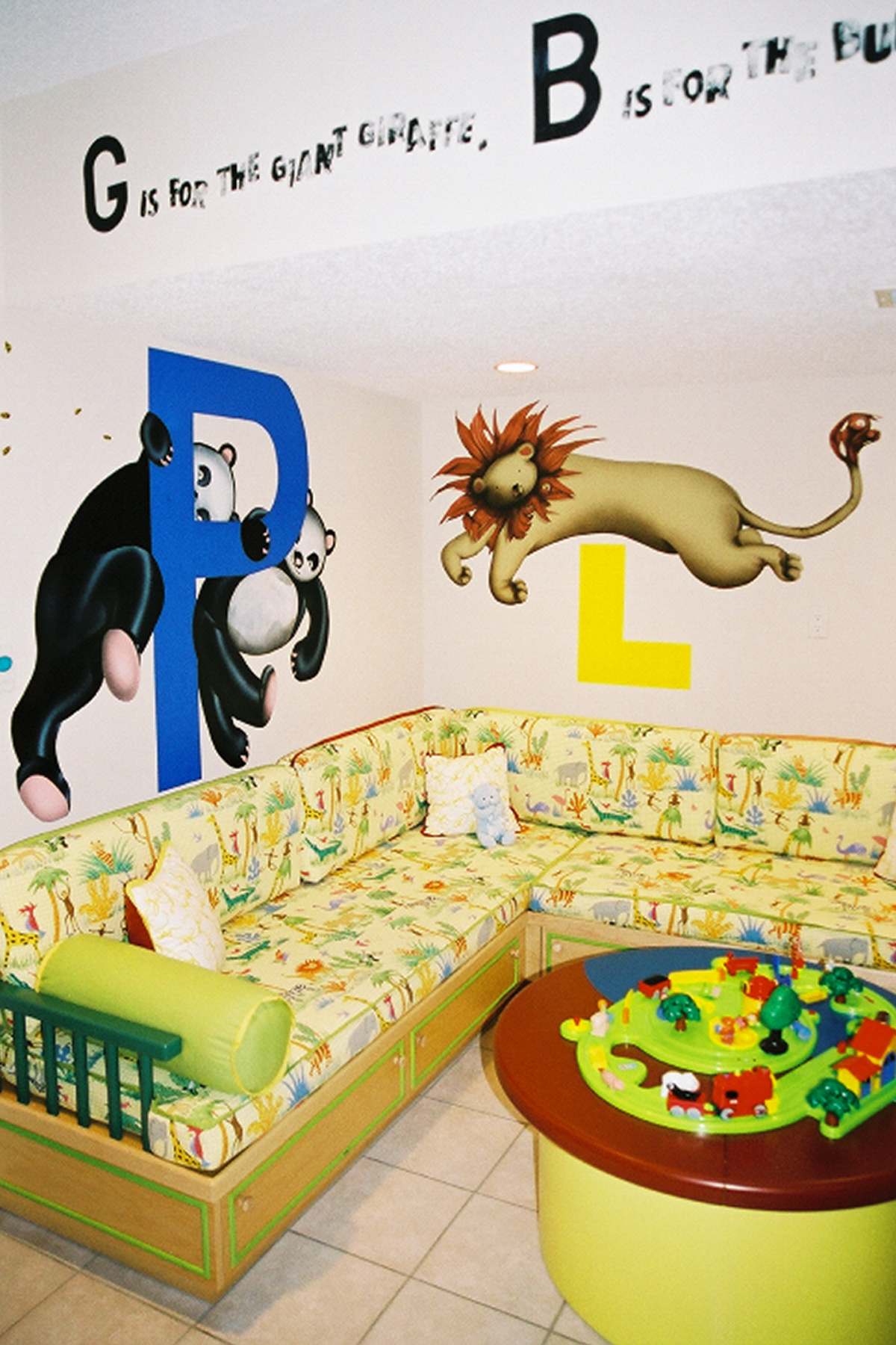 Murals children's murals Peter Rabbit daisy elephant playhouse noahs ark flower angel clouds ceiling car blimp trees lion