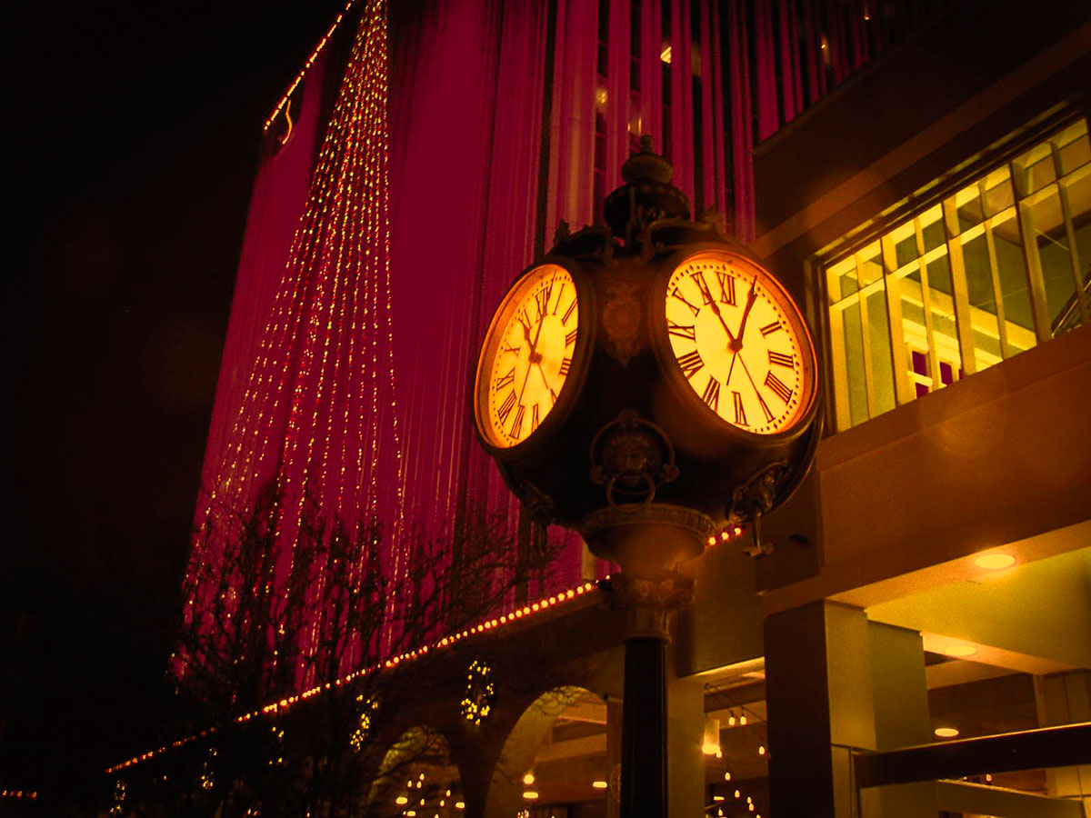 clock clocktower peter pan Photography  digital photography  Christmas London Mission Inn