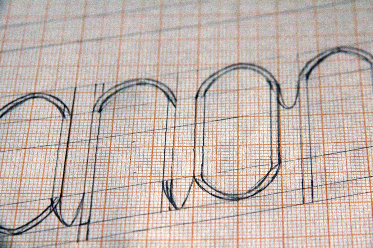 Logotipo marca brand carlos kris diseñador grafico creación tipografia logo