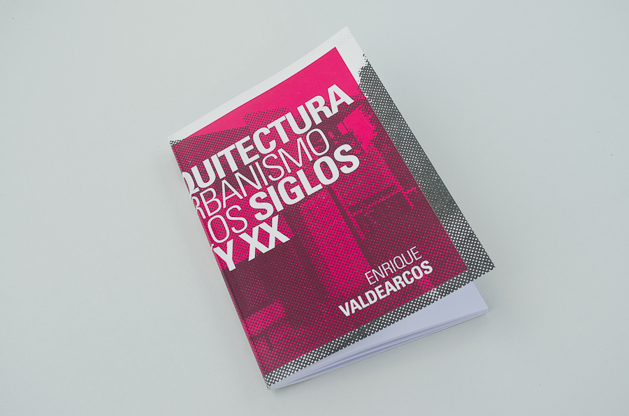 architect architecture book mapadebits bitmap halftone pink eiffel lloyd arquitectura maquetación editorial