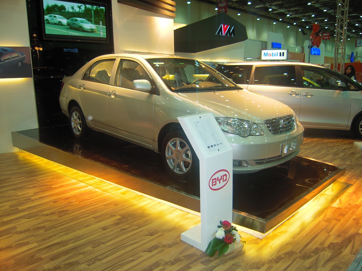 BYD Exhibition  booths formula Exhibtion Cars car