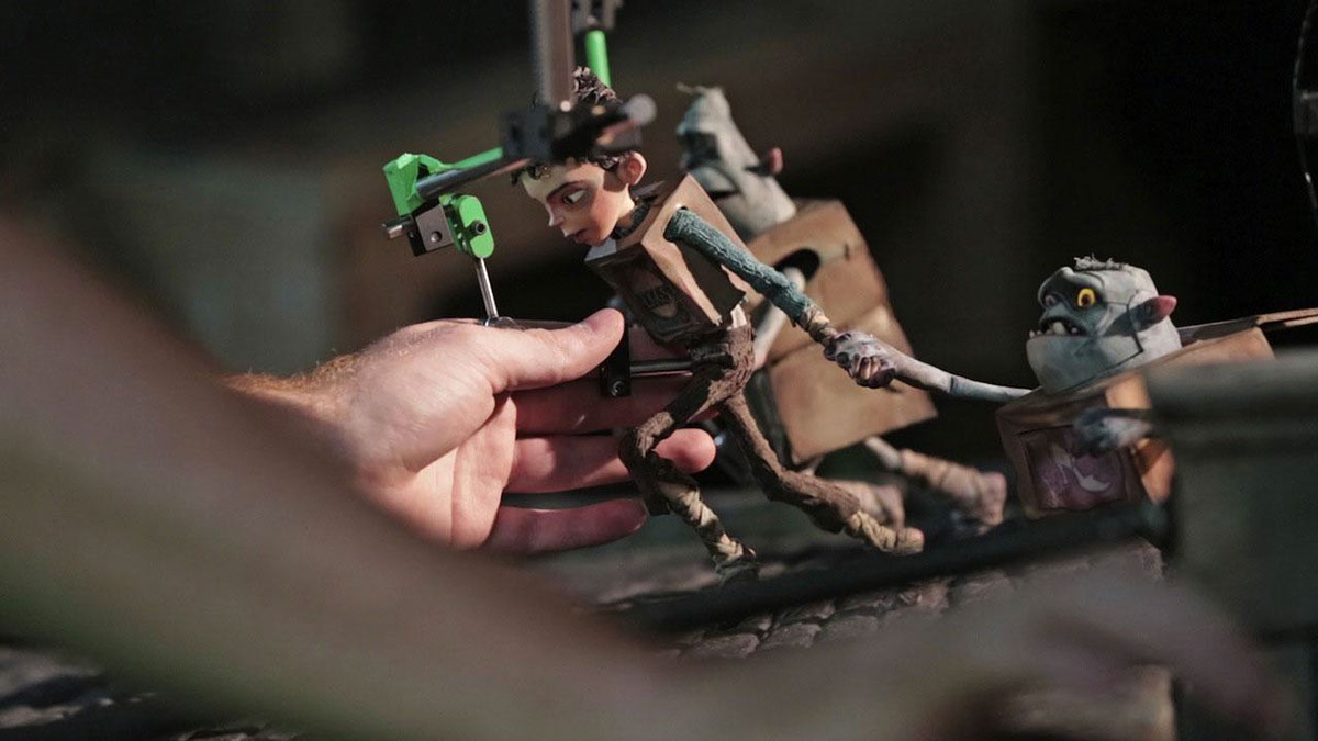 boxtrolls LAIKA stopmotion stop motion feature movie commercial ad humor Focus 3D ship box delivery Parody