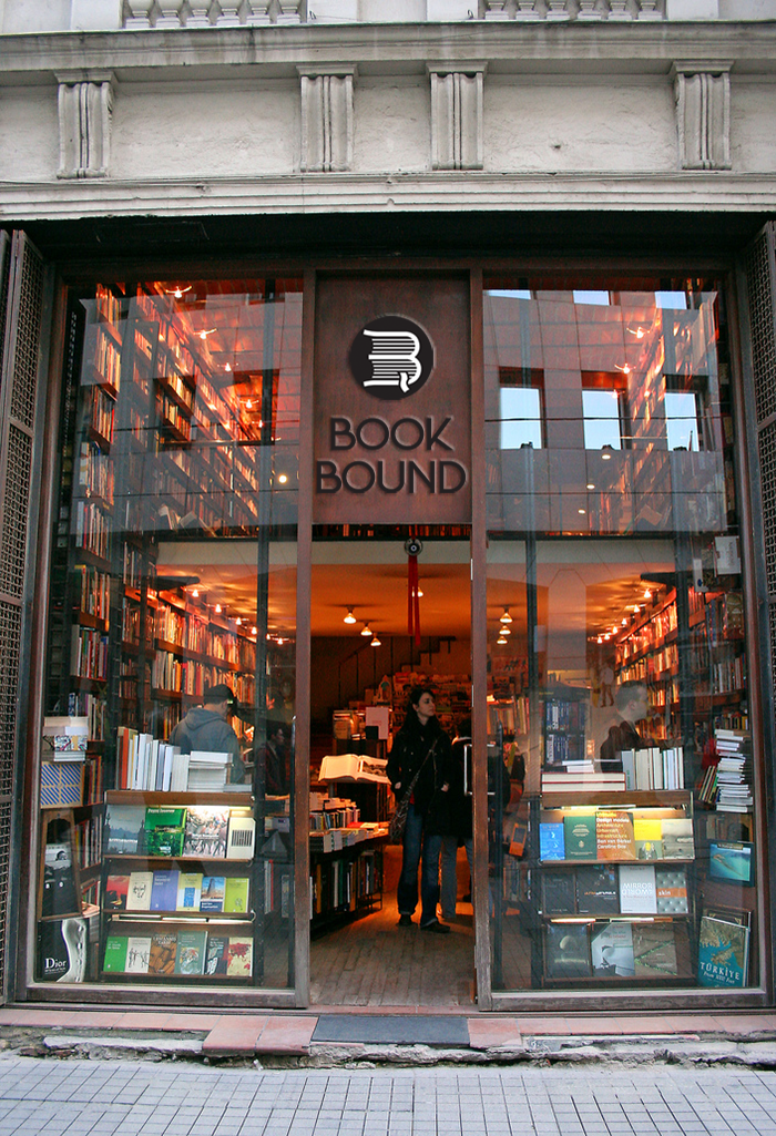 Bookstore novels books branding  graphic design  entrepreneurship  