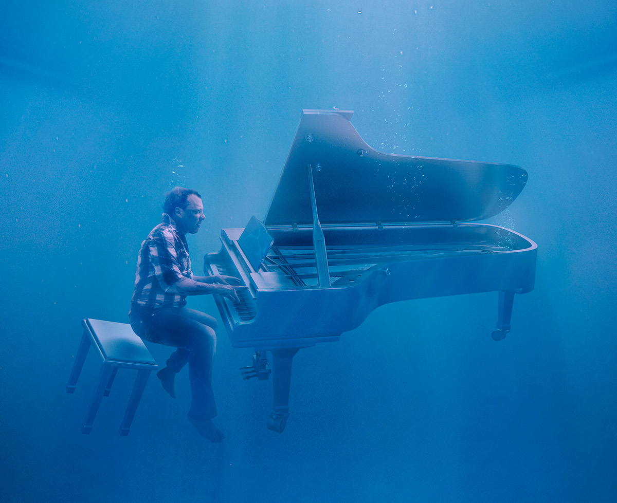 luminous creative imaging 3D CGI retouching  Image manipulation cade martin underwater Piano fedde souverein