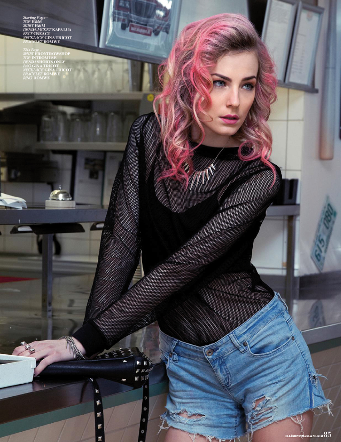 fashion shooting Ellements Magazine grunge 90s pink hair diner vintage Denim