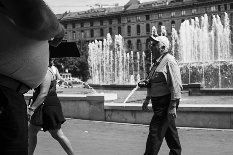 street photography Black&white geometry human milan Italy