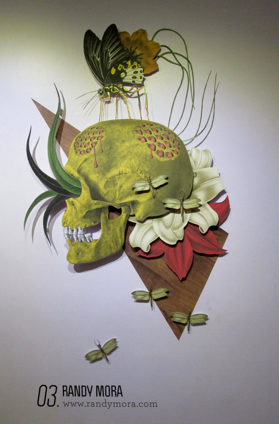 grafica margen medellin colombia layers Mural wall bichos bugs skull randy mora collage digital Assemblage