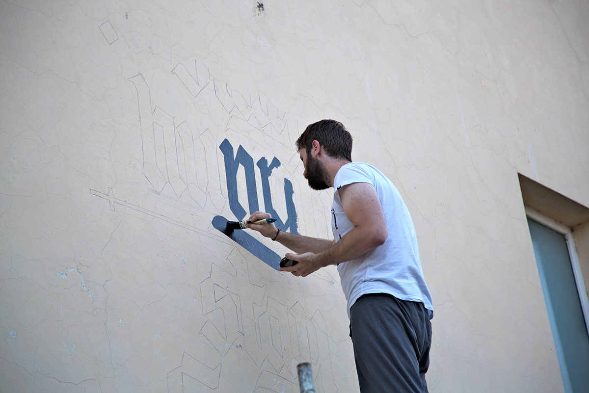 irinel papuc Typomonger HAND LETTERING Custom Lettering wall painting Steve Jobs calligraffiti lettering logo