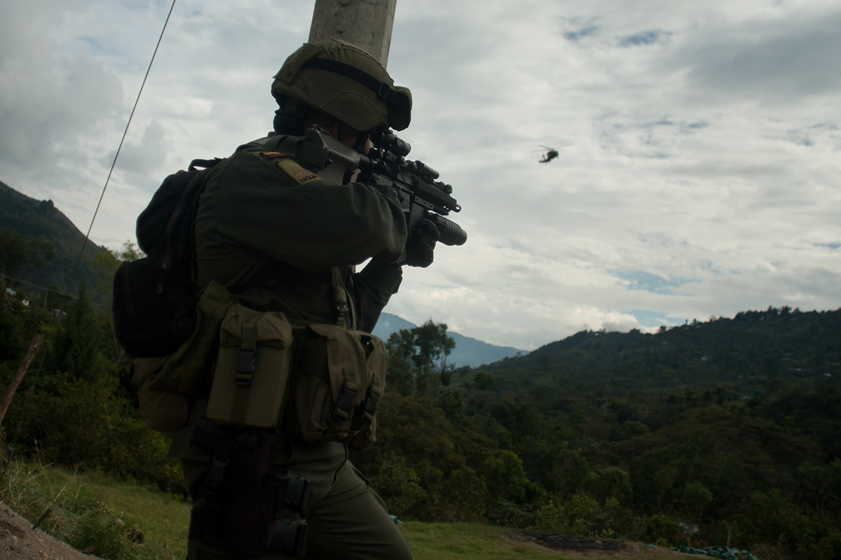 Cauca Guerra War colombia toribio FARC ejercito campesinos Indigenas nasa narcotráfico CONFLICTO