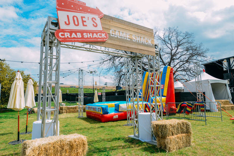 Adobe Portfolio ifc sxsw south by southwest Austin texas sxsw 2015 Palm Park Odeza robert delong concert Music Festival Carnival Fun Slide Circus