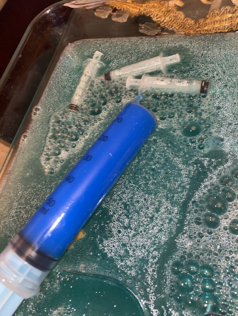 Analogue bubbles graphic design  blue Monochromatic letsplay syringe