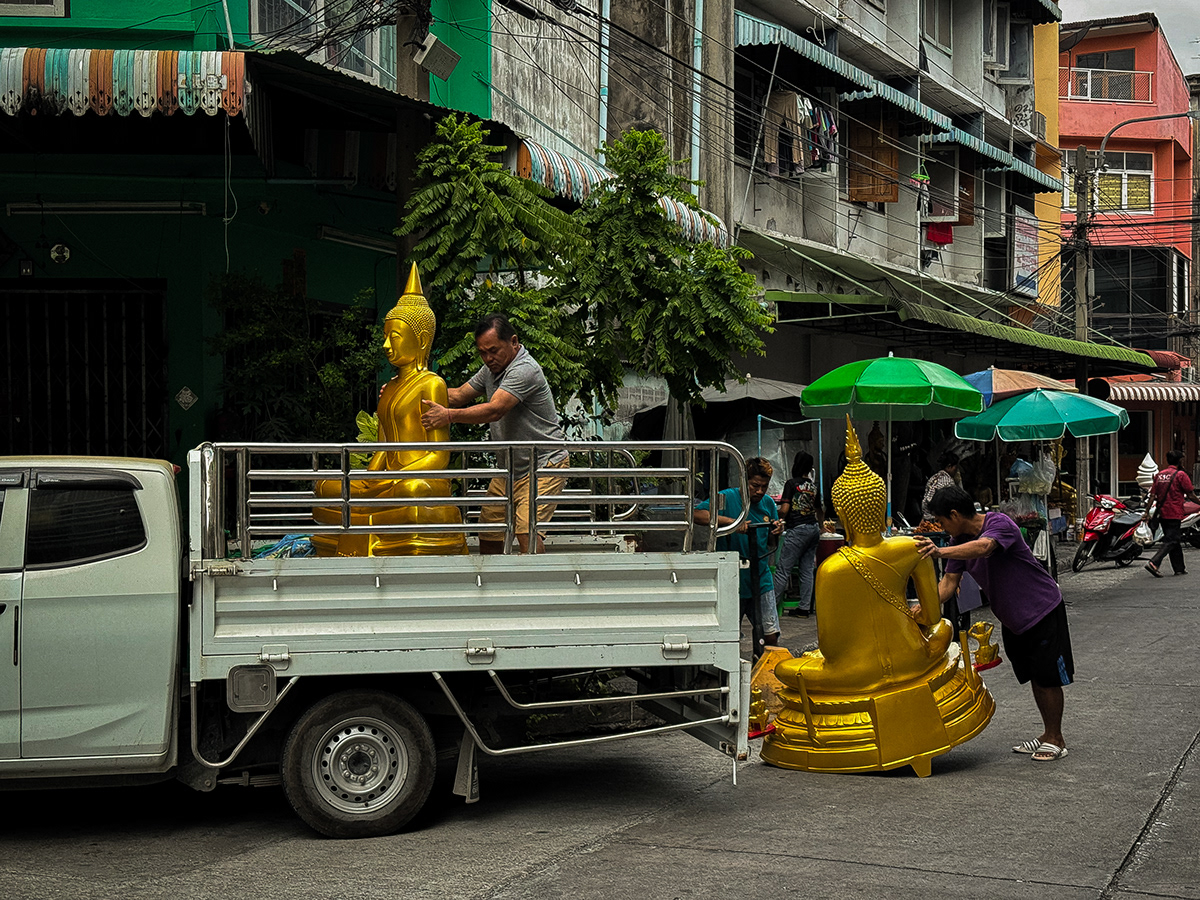 Thailand Bangkok Photography  Buddha buddhism Urban street photography Travel cityscape photojurnalism
