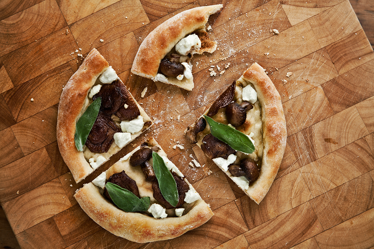 Adobe Portfolio Food  food photography Pizza delicious marcdmf rustic