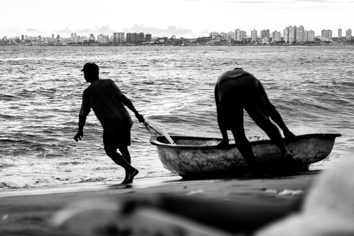 bahia Brazil salvador beach shore palying Fishery access denied sunset Itapoan itapua woman men hair kids