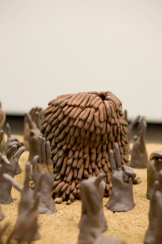 terracota Raku Manos hands sculpture tree sculpture art contemporary art Contemporary Ceramic  ceramic ceramic art