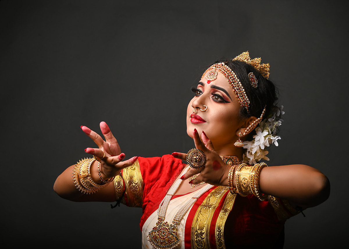 DANCE   bharatanatyam movement motion dancer Photography  photoshoot portrait woman dance photography