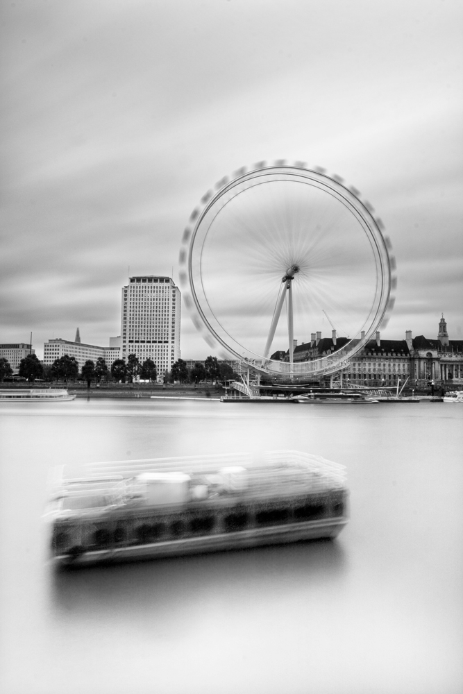 London UK bw SKY long exposure